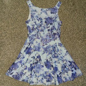 Speechless XS blue floral homecoming dress